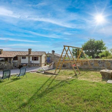 Guesthouse Gospodi Cerovlje المظهر الخارجي الصورة